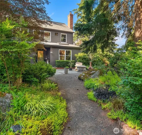 8416 216th Street SW Vashon WA 98070