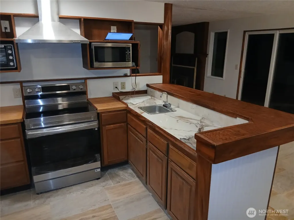 1384 Chicken Coop Road Sequim WA 98382