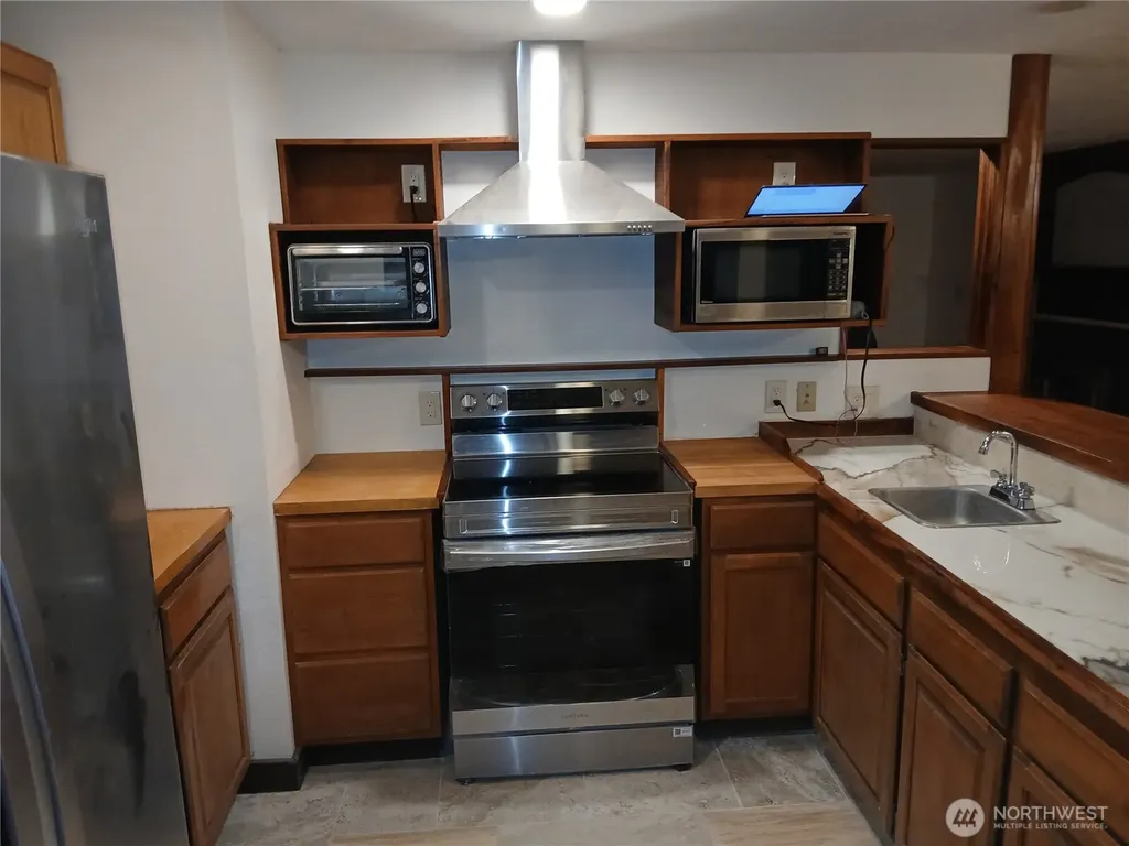 1384 Chicken Coop Road Sequim WA 98382