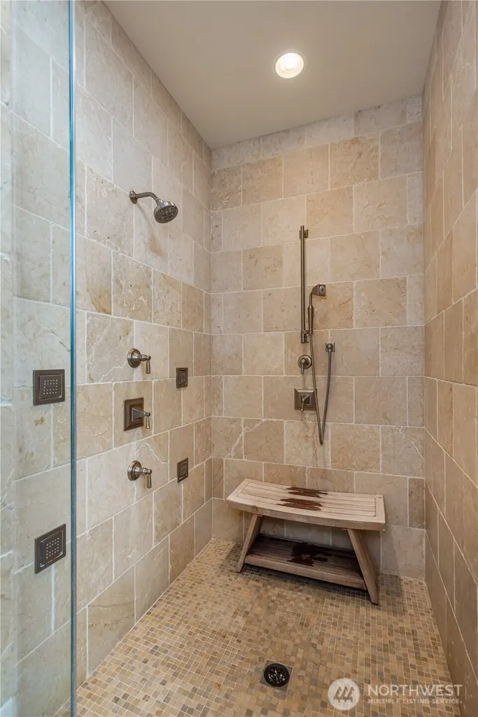 36207 SE Saint Andrews Lane Snoqualmie WA 98065