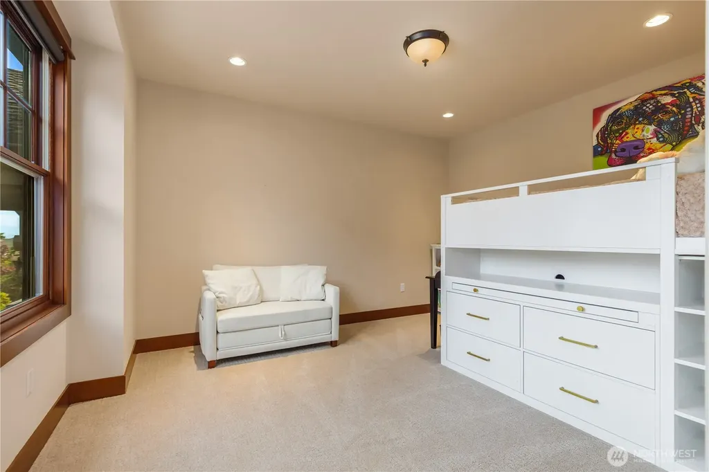 36207 SE Saint Andrews Lane Snoqualmie WA 98065