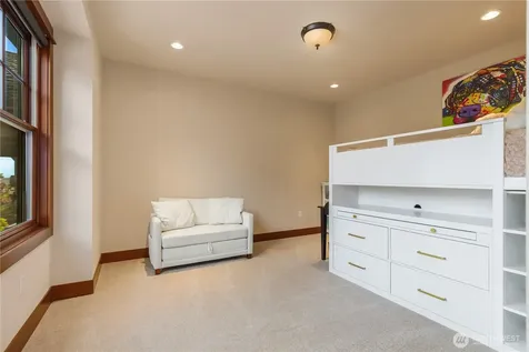 36207 SE Saint Andrews Lane Snoqualmie WA 98065