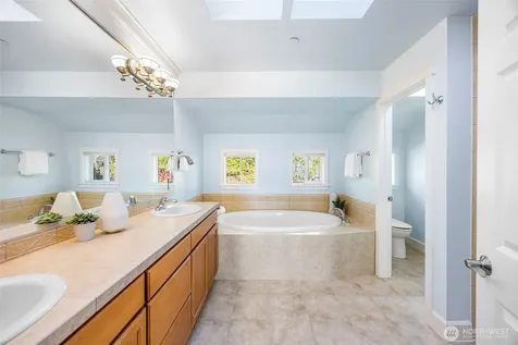 16717 168th Terrace SE Renton WA 98058