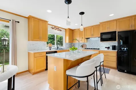 2830 234th Ave SE Sammamish WA 98075