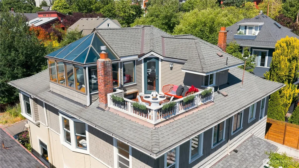 1415 E Spring Street Seattle WA 98122