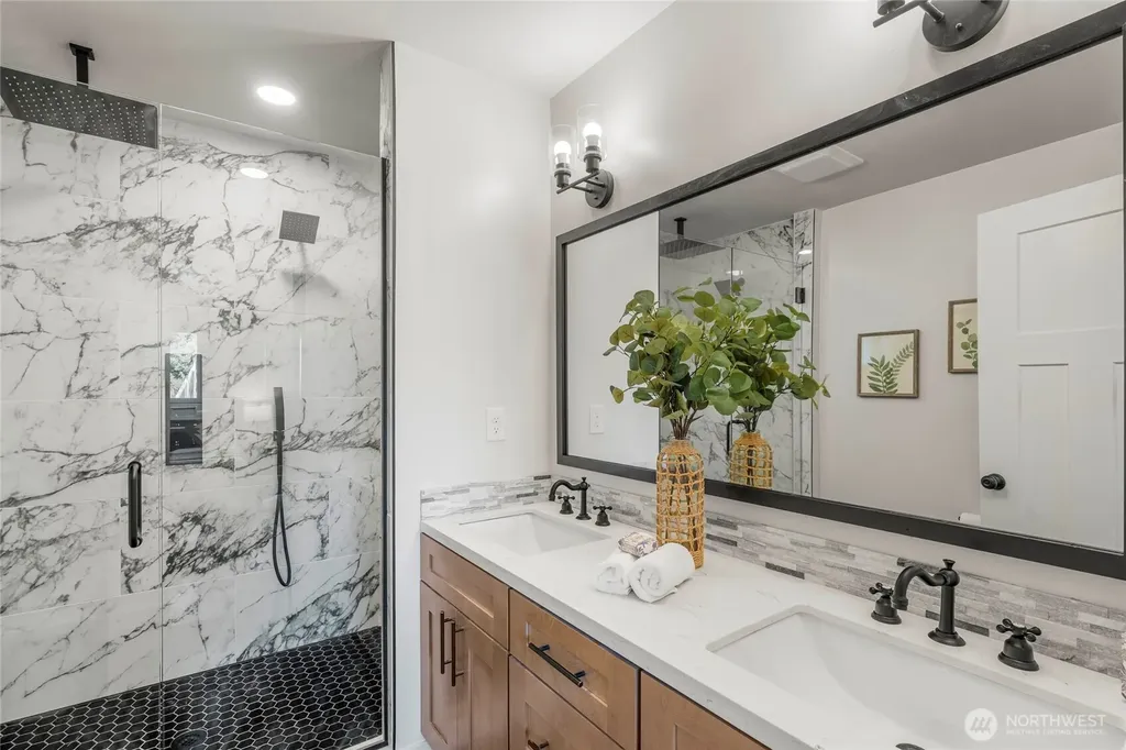 541 High Street Arlington WA 98223