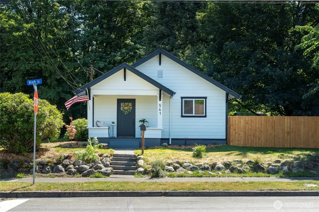 541 High Street Arlington WA 98223