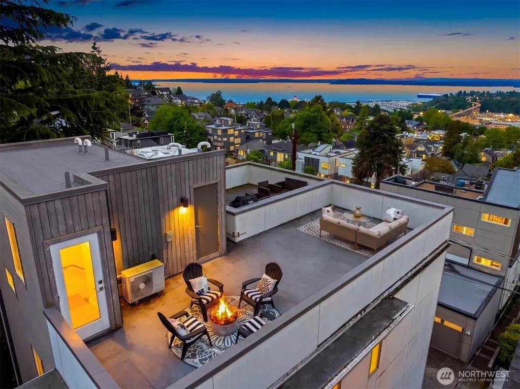 1935 7th Avenue W Seattle WA 98119