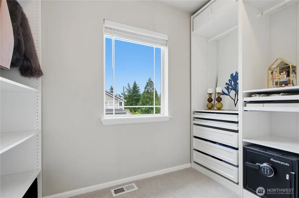 19518 9th Avenue SE Bothell WA 98012