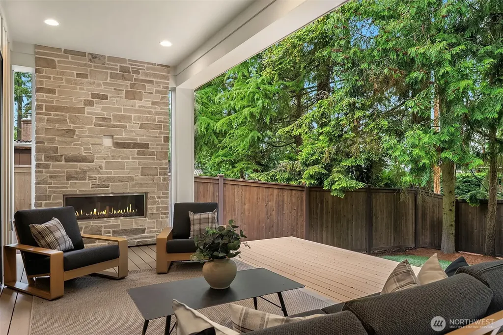 7020 139th Place NE Redmond WA 98052