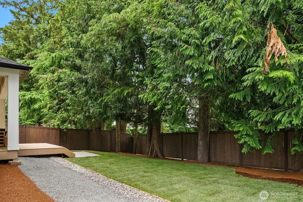 7020 139th Place NE Redmond WA 98052