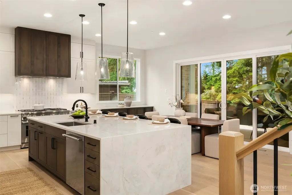 7020 139th Place NE Redmond WA 98052