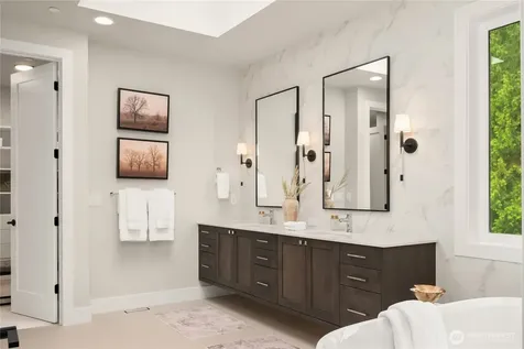 7020 139th Place NE Redmond WA 98052