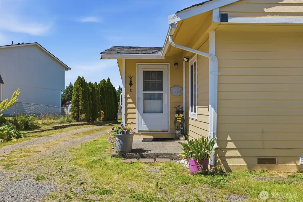 8516 Pepperidge Lane SE Yelm WA 98597
