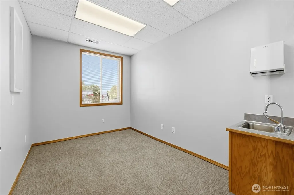 1721 W Kennewick Avenue Kennewick WA 99336