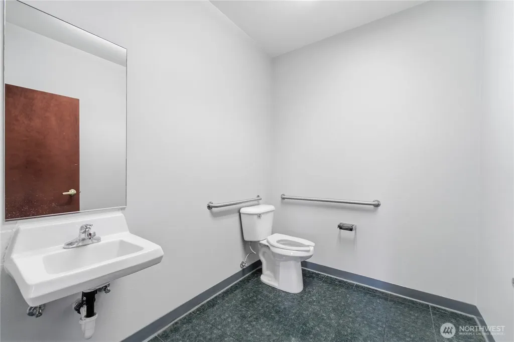 1721 W Kennewick Avenue Kennewick WA 99336