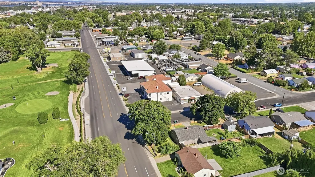 1721 W Kennewick Avenue Kennewick WA 99336