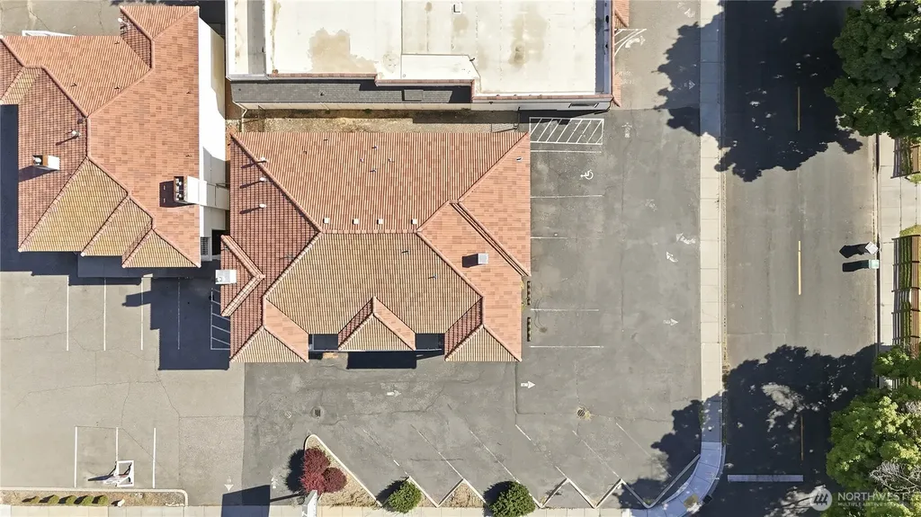 1721 W Kennewick Avenue Kennewick WA 99336