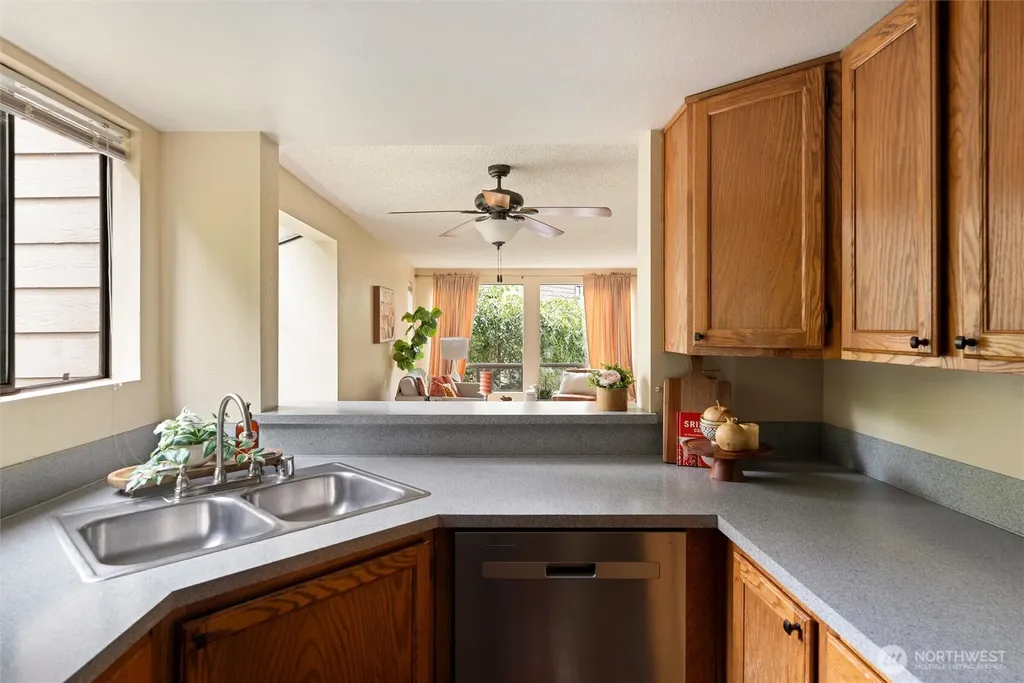 15123 Sunwood Boulevard Tukwila WA 98188