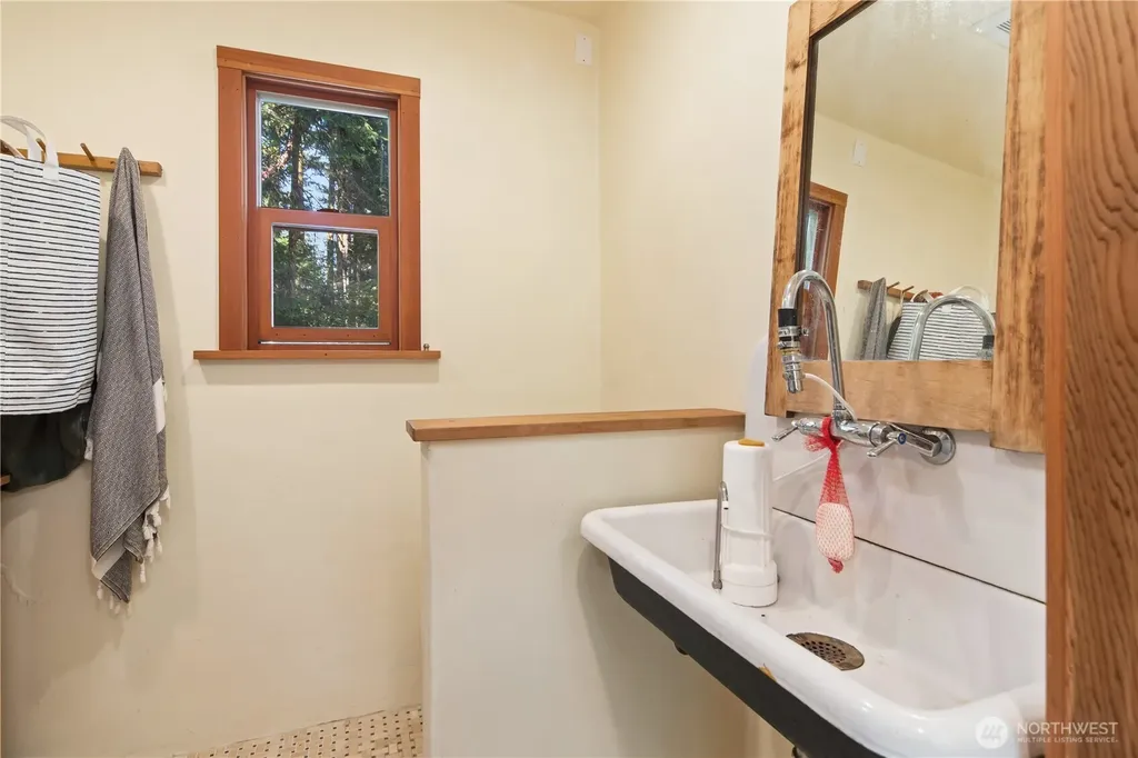 3422 Copper Street Port Townsend WA 98368