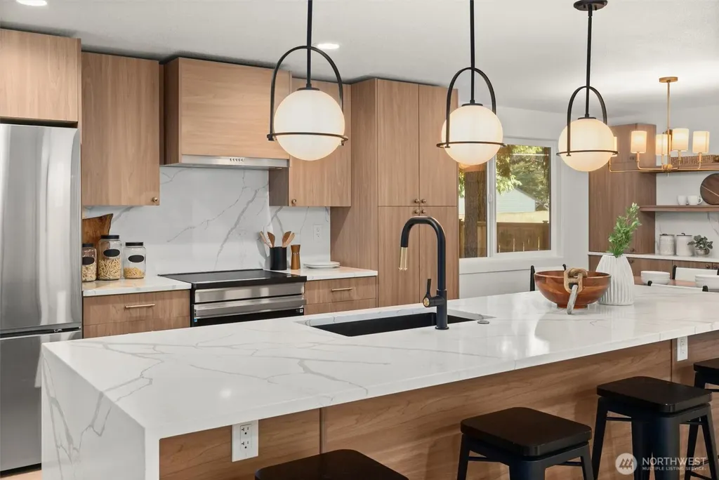 10406 115th Place NE Kirkland WA 98033