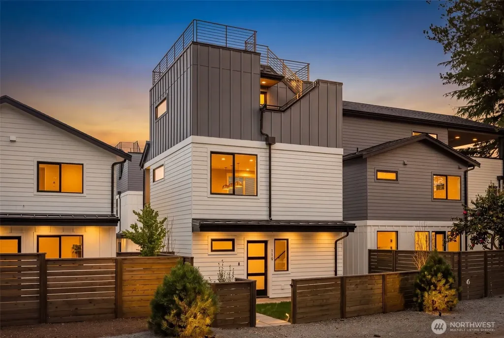 119 NW 112th Street Seattle WA 98177