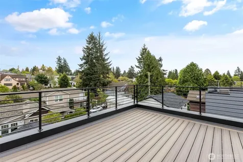 119 NW 112th Street Seattle WA 98177