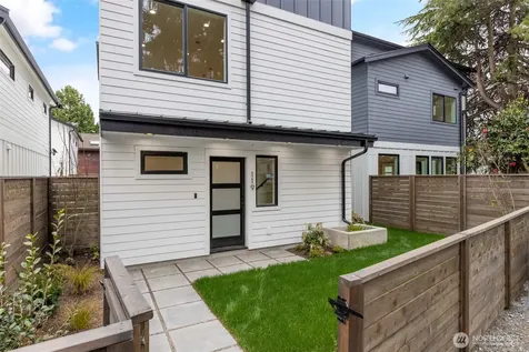 119 NW 112th Street Seattle WA 98177
