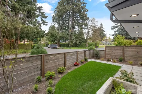 119 NW 112th Street Seattle WA 98177