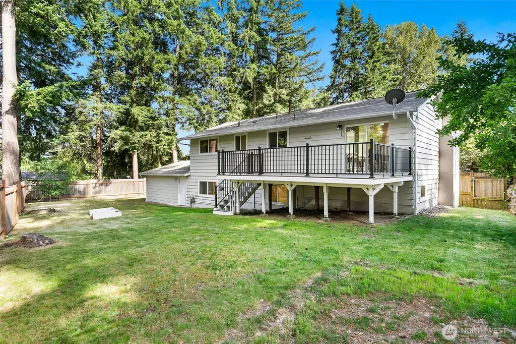 6046 NE 204th Street Kenmore WA 98028