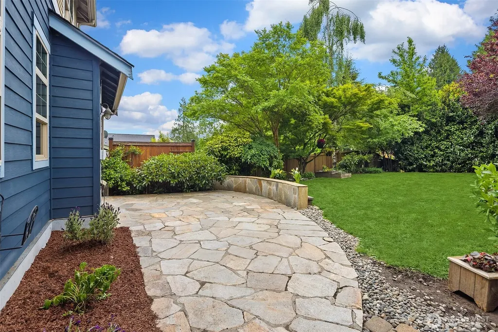 1905 NE 125th Street Seattle WA 98125