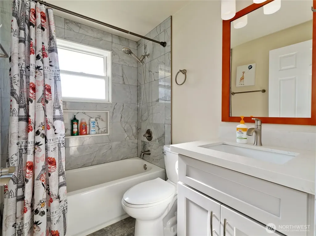 6105 S 124th Street Seattle WA 98178