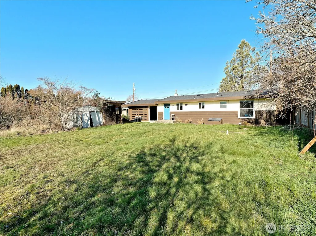 6105 S 124th Street Seattle WA 98178