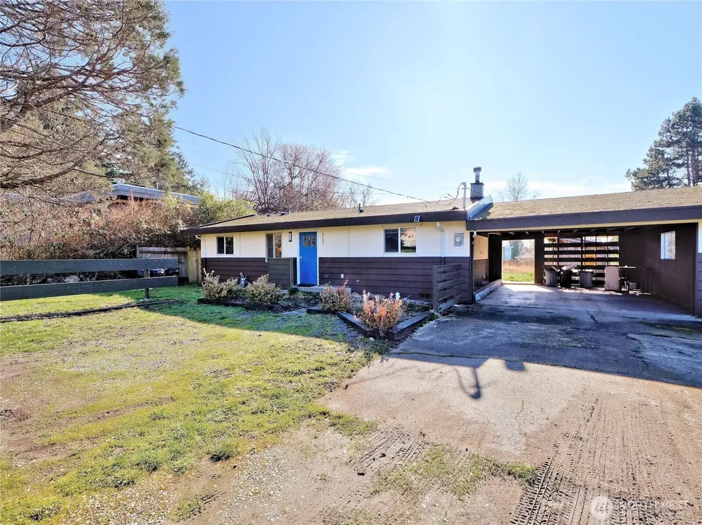 6105 S 124th Street Seattle WA 98178