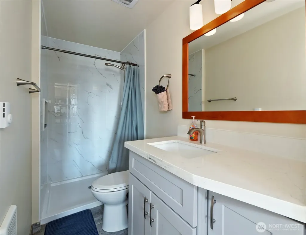 6105 S 124th Street Seattle WA 98178
