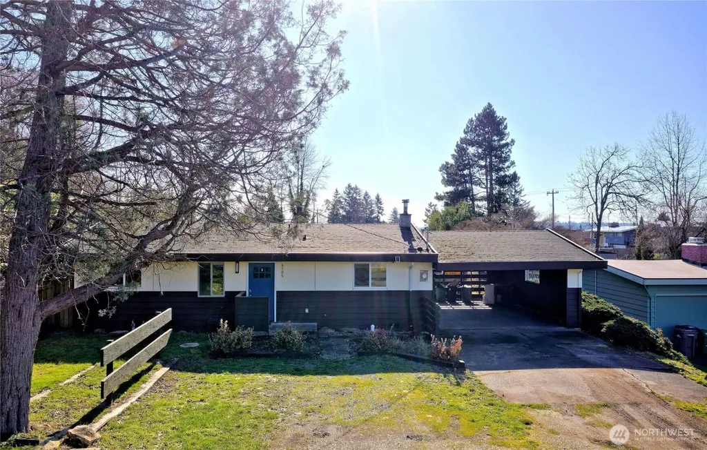 6105 S 124th Street Seattle WA 98178