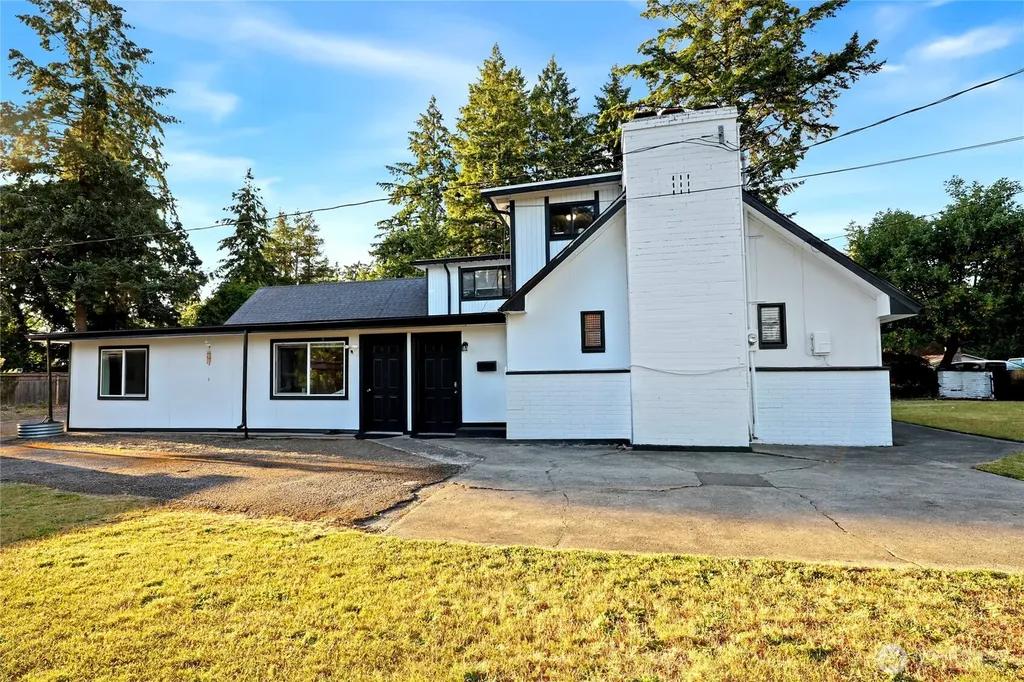 8406 Paine Street SW Lakewood WA 98499