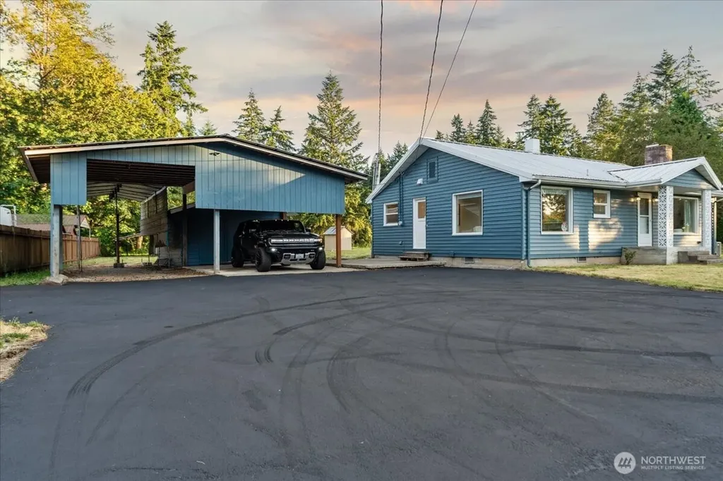 14722 Kapowsin Highway E Graham WA 98338