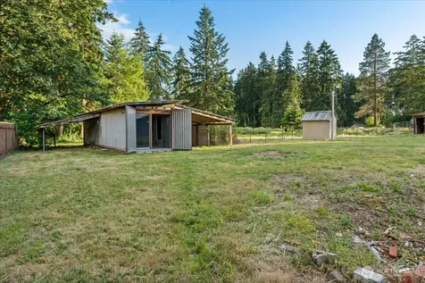 14722 Kapowsin Highway E Graham WA 98338