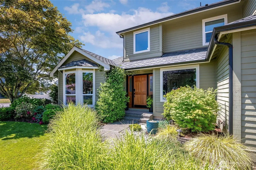 3010 Carbon Ridge Street Enumclaw WA 98022