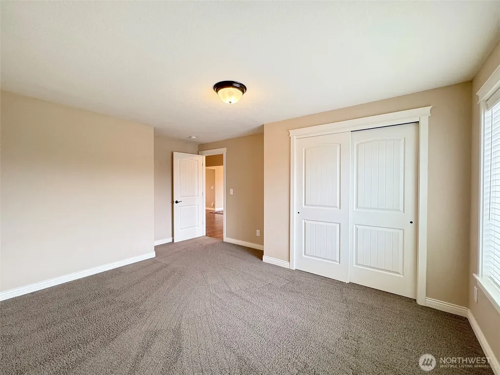 196 Marsh Hawk Lane Port Angeles WA 98382