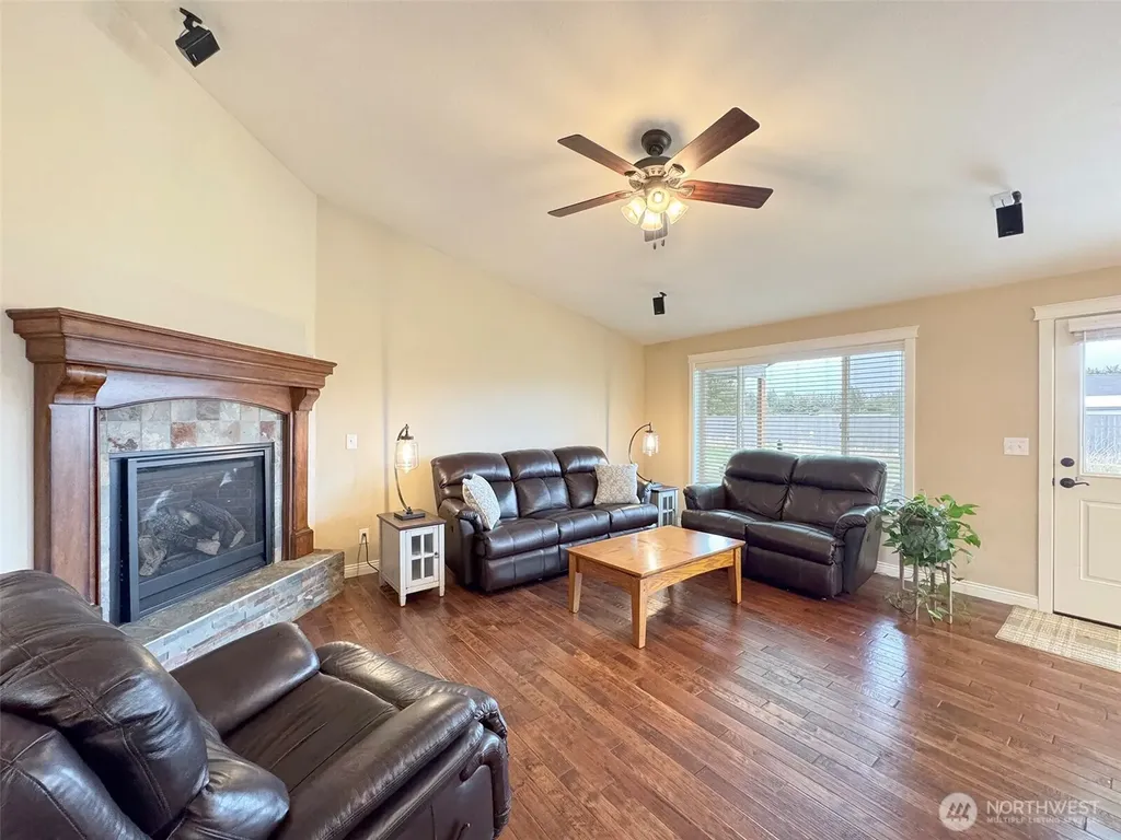 196 Marsh Hawk Lane Port Angeles WA 98382
