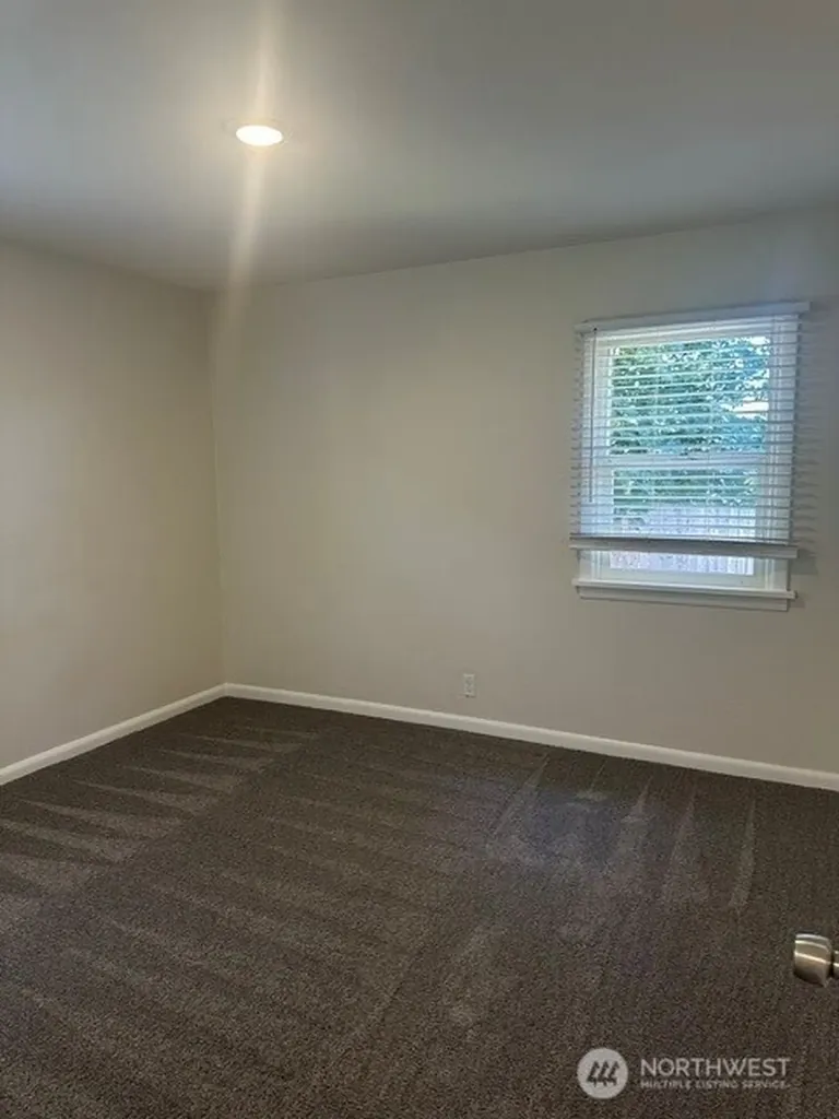 11 Ashland Street Kalama WA 98625