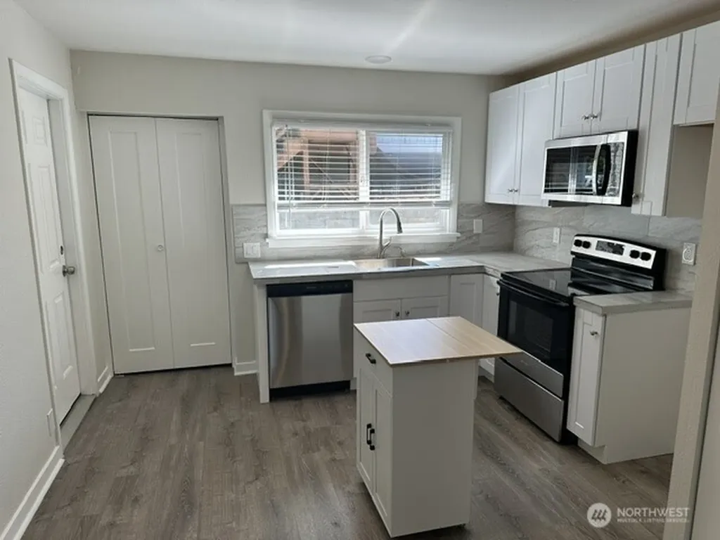 11 Ashland Street Kalama WA 98625