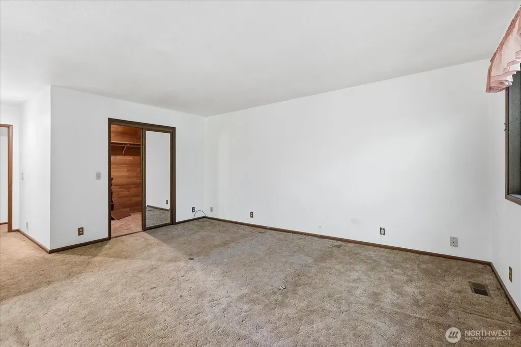 19811 129th Avenue SE Snohomish WA 98296