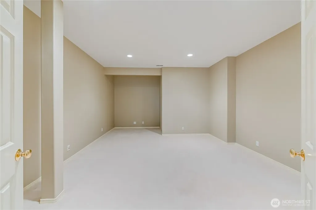9118 133rd Court NE Redmond WA 98052