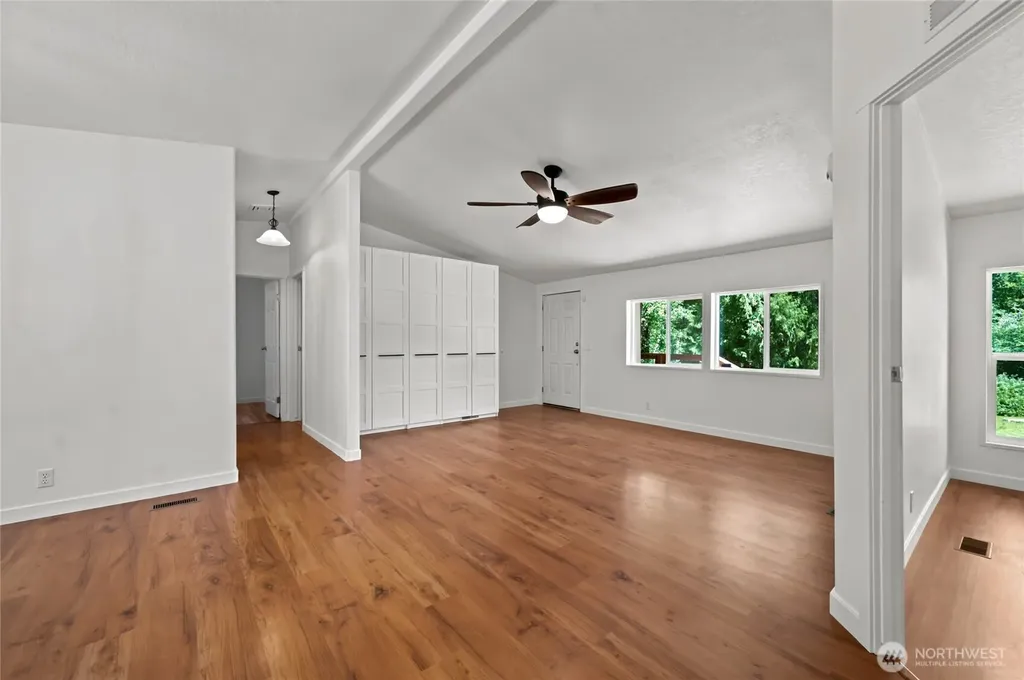 111 Shallow Shore Road Bellingham WA 98229