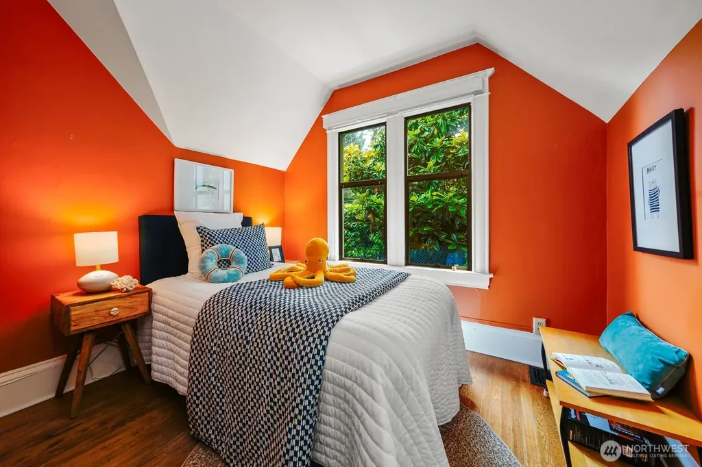 2202 Federal Avenue East Seattle WA 98102