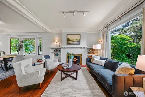 2202 Federal Avenue East Seattle WA 98102