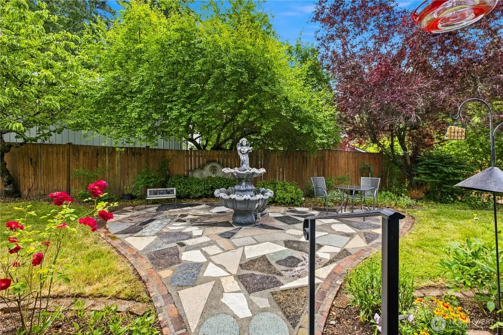 17424 SE 298th Street Kent WA 98042